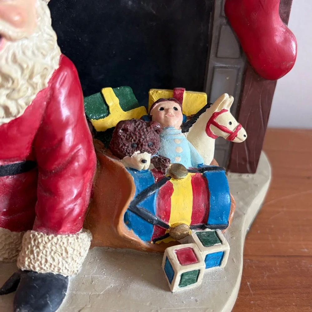 Howard Miller 1998 Limited Edition Christmas Clock Santa Down the Chimney